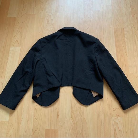 New Black Cropped Blazer Size XS - Picture 7 of 9